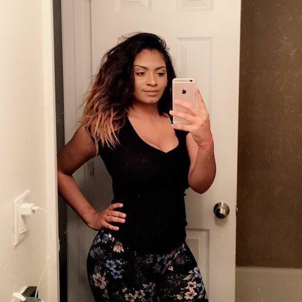 Meet your Posher, Khadjzia